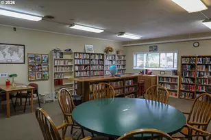 1315 Rainier Rd, Woodburn, OR 97071 - Photo 28