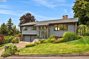 1654 Fircrest Dr, Lake Oswego, OR 97034 - Photo 2