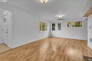 14406 E Burnside St, Portland, OR 97233 - Photo 12