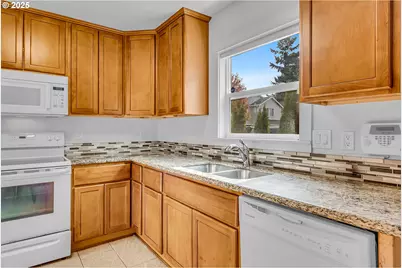 14406 E Burnside St, Portland, OR 97233 - Photo 18