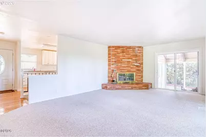532 NW Sunset Blvd, Toledo, OR 97391 - Photo 10