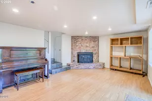 532 NW Sunset Blvd, Toledo, OR 97391 - Photo 18