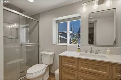 210 NE 45th St, Vancouver, WA 98663 - Photo 28