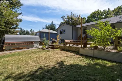 210 NE 45th St, Vancouver, WA 98663 - Photo 38
