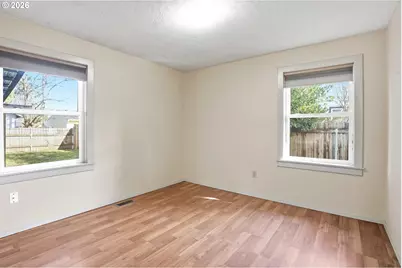 2618 E 26th St, Vancouver, WA 98661 - Photo 12