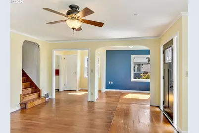 1227 Alameda Ave, Astoria, OR 97103 - Photo 4