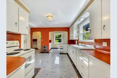 1227 Alameda Ave, Astoria, OR 97103 - Photo 10