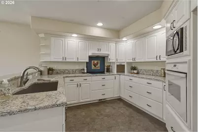 1010 NW 4th Ave, Camas, WA 98607 - Photo 14