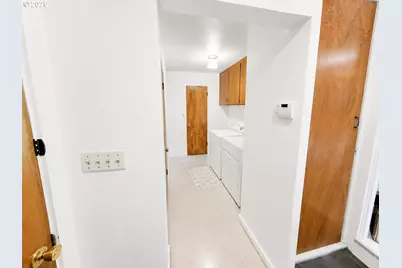 3649 Old Pacific Hwy S, Kelso, WA 98626 - Photo 16