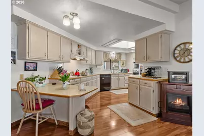 18485 SW Pacific Dr #53, Tualatin, OR 97062 - Photo 22