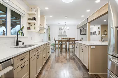 30596 Horseshoe Dr, Albany, OR 97321 - Photo 10