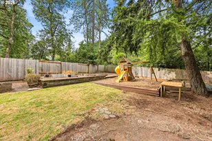 30 Coachman Dr, Eugene, OR 97405 - Photo 38