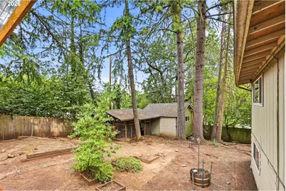 30 Coachman Dr, Eugene, OR 97405 - Photo 44