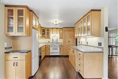 30 Coachman Dr, Eugene, OR 97405 - Photo 16