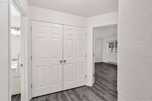 5063 SW Foothills Dr, Lake Oswego, OR 97034 - Photo 14