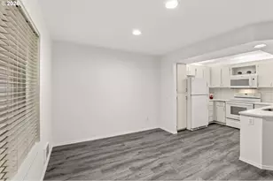 5063 SW Foothills Dr, Lake Oswego, OR 97034 - Photo 8