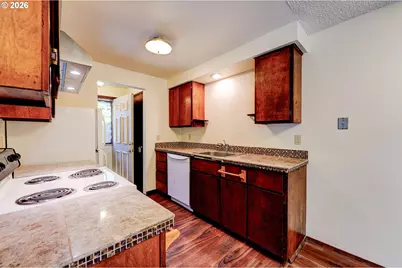 1401 SE 130th Ave, Portland, OR 97233 - Photo 8