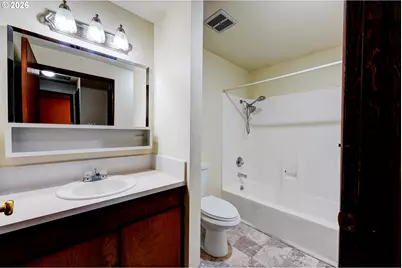 1401 SE 130th Ave, Portland, OR 97233 - Photo 10