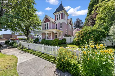 617 Juniper St, Junction City, OR 97448 - Photo 4