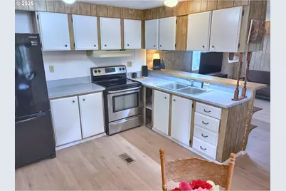 27645 Snyder Rd #30, Junction City, OR 97448 - Photo 16