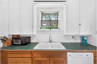 258 A St, Vernonia, OR 97064 - Photo 14