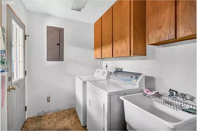 258 A St, Vernonia, OR 97064 - Photo 30