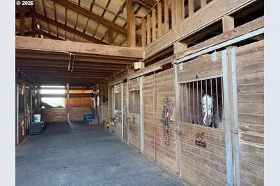 26280 SW Baker Rd, Sherwood, OR 97140 - Photo 32