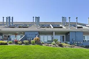 81 N Hayden Bay Dr, Portland, OR 97217 - Photo 36