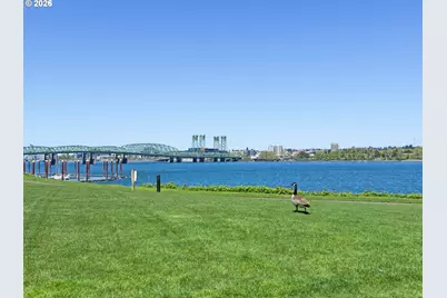 81 N Hayden Bay Dr, Portland, OR 97217 - Photo 42