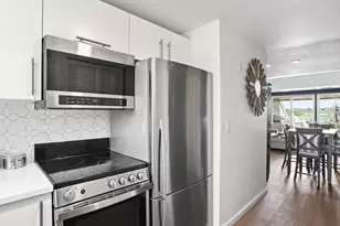 81 N Hayden Bay Dr, Portland, OR 97217 - Photo 24