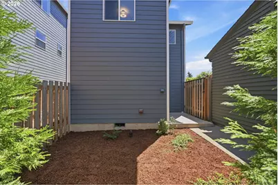 3769 SE 43rd Ave #B, Portland, OR 97206 - Photo 28