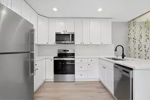 3769 SE 43rd Ave, Portland, OR 97206 - Photo 10