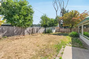 2136 SE 181st Ave, Portland, OR 97233 - Photo 32