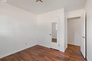 2136 SE 181st Ave, Portland, OR 97233 - Photo 16