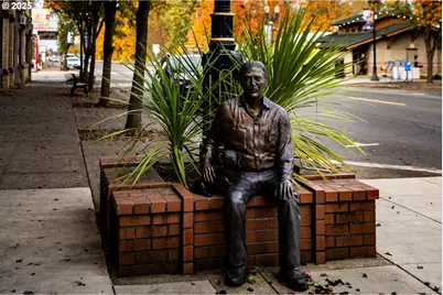 488 B St, Independence, OR 97351 - Photo 32