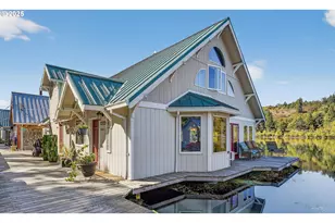 903 S McLoughlin Blvd, Oregon City, OR 97045 - Photo 2