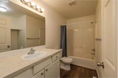871 SW Junction Pl, Gresham, OR 97080 - Photo 8