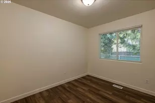 871 SW Junction Pl, Gresham, OR 97080 - Photo 10