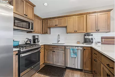 16994 University Ave, Sandy, OR 97055 - Photo 4