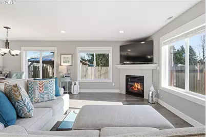 16994 University Ave, Sandy, OR 97055 - Photo 2