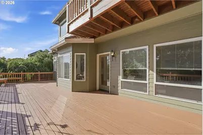 2125 NW 47th Ave, Camas, WA 98607 - Photo 16