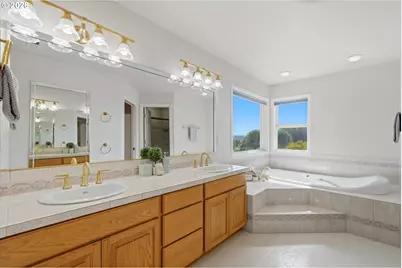 2125 NW 47th Ave, Camas, WA 98607 - Photo 20