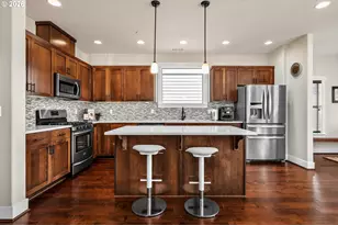 10829 SW Carinthia Cir, Wilsonville, OR 97070 - Photo 8