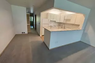 247 N Hayden Bay Dr, Portland, OR 97217 - Photo 16