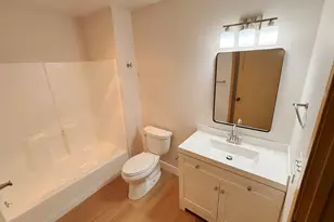 247 N Hayden Bay Dr, Portland, OR 97217 - Photo 10