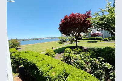 247 N Hayden Bay Dr, Portland, OR 97217 - Photo 22