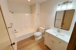 247 N Hayden Bay Dr, Portland, OR 97217 - Photo 8