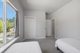 3751 Village Center Dr SE, Salem, OR 97302 - Photo 32