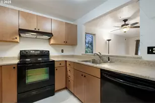 4880 SW Scholls Ferry Rd, Portland, OR 97225 - Photo 12