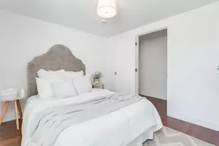 409 E McLoughlin Blvd, Vancouver, WA 98663 - Photo 32